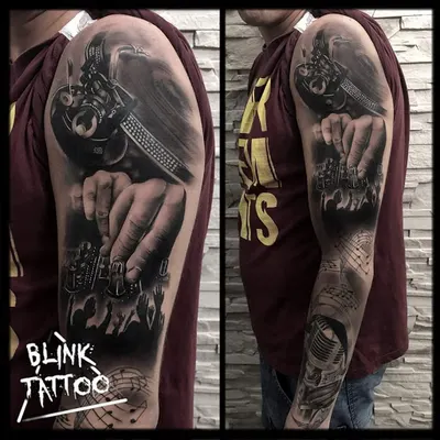 Blink Tattoo